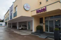 Hotel Stadt Püttlingen Hotel a Schwalbach