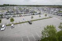 Aalborg Airport Hotel - parking