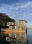Floating Villa Bergen Hotels in Skogsvag