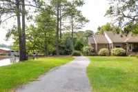 Shalom House Bed and Breakfast