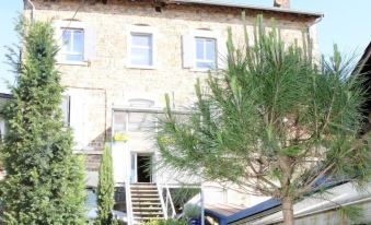 Aux Pierres Magiques