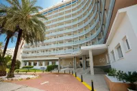 Hotel Tres Anclas فنادق في Faro de Cullera