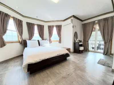 Another World Pension Hotel in zona Yangdong Folk Village