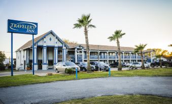 Travelers Inn