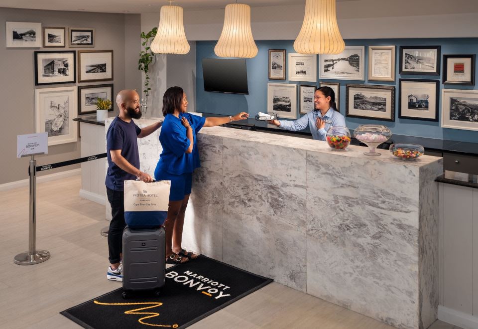 Protea Hotel Cape Town Sea PointOver view