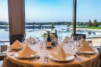The Lodge at Columbia Point - Desayuno