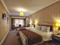 Taksim Metropark Hotel - parking