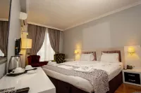 Srf Hotel - parking