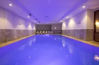 Falcon Hotel - Romantic