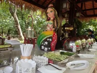 Victoria Cliff Nyaung Oo Phee Island - Desayuno
