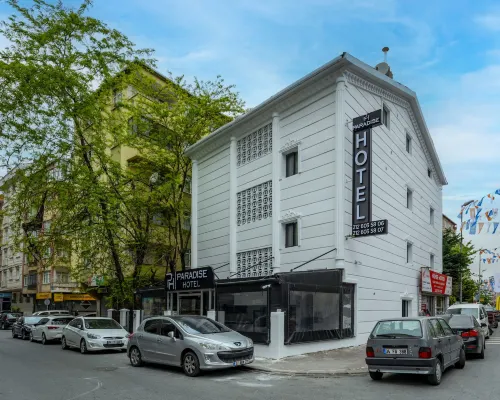 İstanbul Paradise Hotel Hotels near Bahcelievler