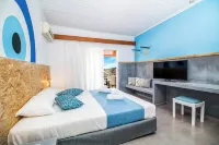 Tinas Plus Hotel