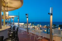 Strada Marina Hotel