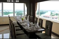 Moonlight Hotel Hue فنادق في هوي