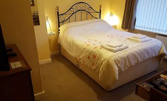 A. B&B - Glastonbury
