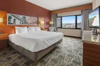 Radisson Hotel la Crosse Hotels near La Crosse Public Library