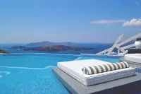 Suites of the Gods Cave Spa Hotel