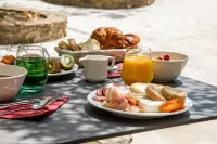 Clos Saint-Michel Resort & Spa - breakfast