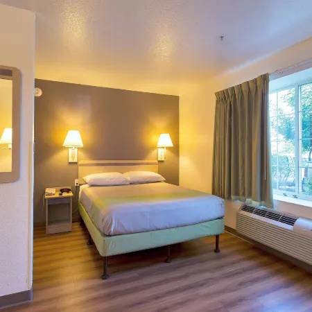 Motel 6 Belmont, CA - San Francisco - Redwood City