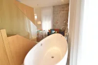 The Bridge Luxury Apartments - Hot Tub