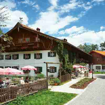 Landhotel Huberhof Hotel Exterior