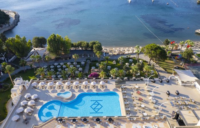 Azka Hotel
