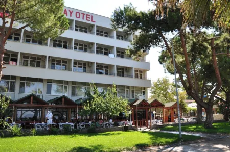 Atay Otel Отели в г. Эрдек