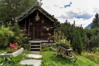 Hôtel les Chalets de Philippe Avec Jacuzzis Privatifs فنادق في Argentiere
