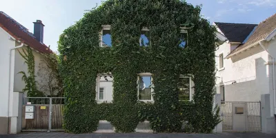 Gruppenhaus Darmstadt Hotel in zona Graduate School of Computational Engineering