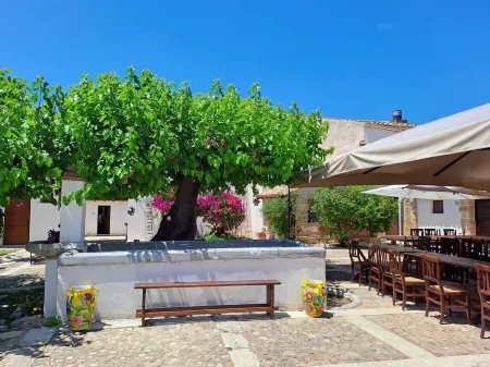 Fattoria Manostalla Villa Chiarelli Отели в г. Balestrate