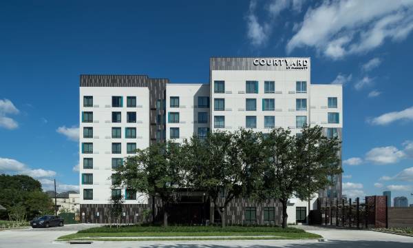 Courtyard by Marriott Houston Heights/I-10