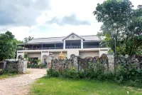 Boreirom Teuk Chhou Resort Hotel dekat Phnum Bokor National Park