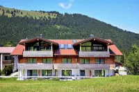 Alpin Lodges Hotels near Grenzwiesbahn