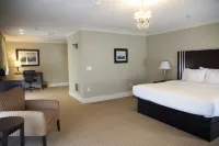 Niagara Crossing Hotel and Spa Отели в г. Льюистон