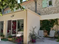 Louminai Hotels in Donzere