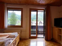 Hotel Gasperin Bohinj - Parkplatz