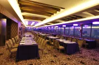 GRAND ASYA HOTEL Hôtels à : Pasabayir Mahallesi