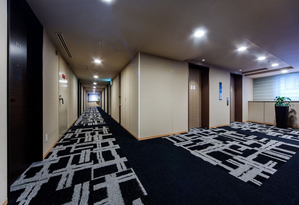 [다이와 로이넷 호텔 하카타 기온의 주변 거리 모습]