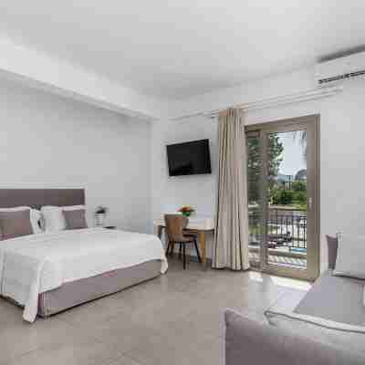 Stavros Beach Hotel Rooms
