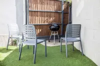 Beach Breeze Cottage - 3 Bed