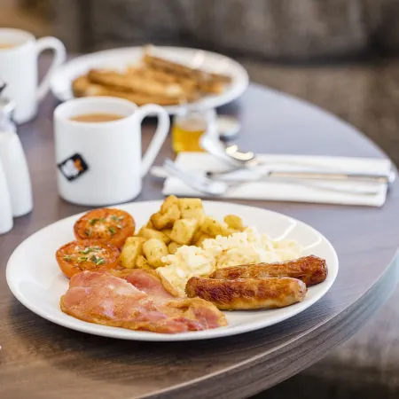 AC Hotel Manchester Salford Quays Отели рядом с достопримечательностью «BBC Salford Quays»