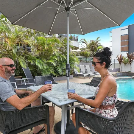 Meridian Alex Beach Apartments