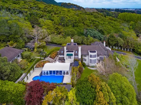 Greenmantle Estate Hotel