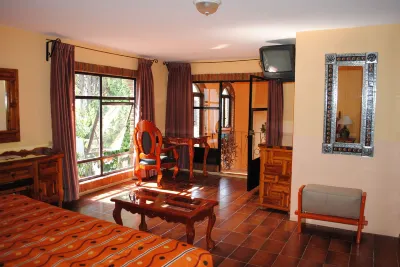 Hotel Boutique Posada la Casona de Cortés Hotels in San Esteban Tizatlán