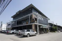 Easy Hotel 2 Hotels in Lamphun