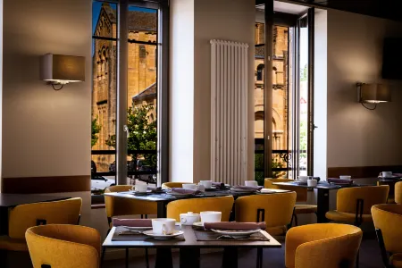 Maison Doucet - Relais & Châteaux Отели в г. Сен-Жульен-де-Сиври