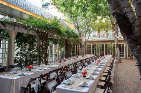 Horton Grand Hotel Отели рядом с достопримечательностью «Сан-Диего – Коронадо мост»