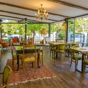 Urla Taş Konak Otel