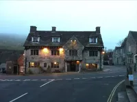 Bankes Arms Hotel فنادق في Wareham