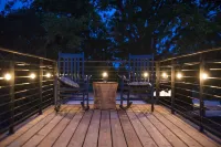 The Woods- Container Tiny House 12 Min to Magnolia/Baylor/Downtown Hotels in China Spring